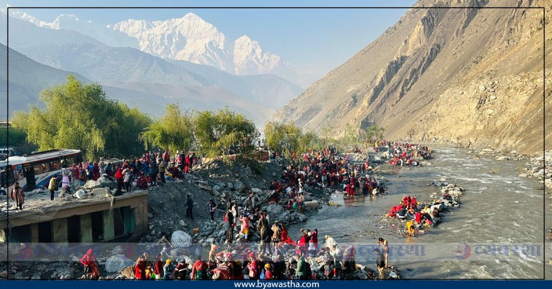 कागबेनी र मुक्तिनाथमा भक्तजनको घुइँचो